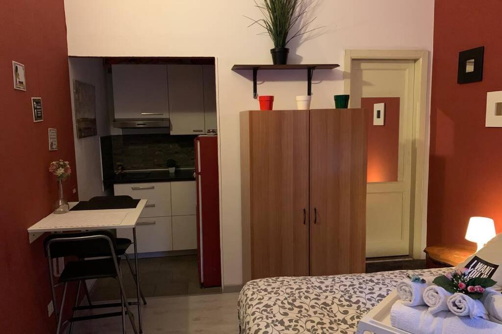 Little Sicilian Home: Cozy Room with Terrace in Taormina Center Exterior photo